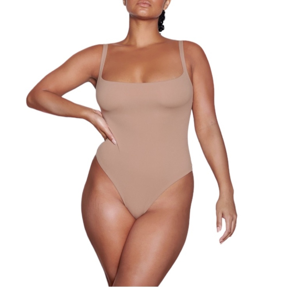 Skims Fits Everybody Square Neck Bodysuit
